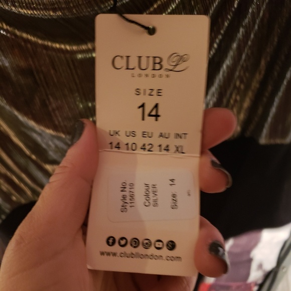 3/10$ NWT! OFF SHOULDER ONE SLEEVE BODYSUIT - Picture 7 of 10